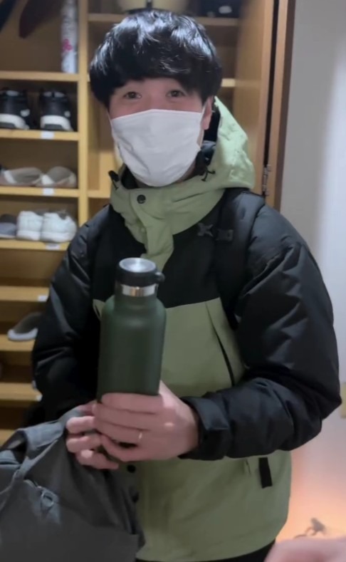 この日、朝一、シンジ君は管理者に呼び止められてました🤭✨